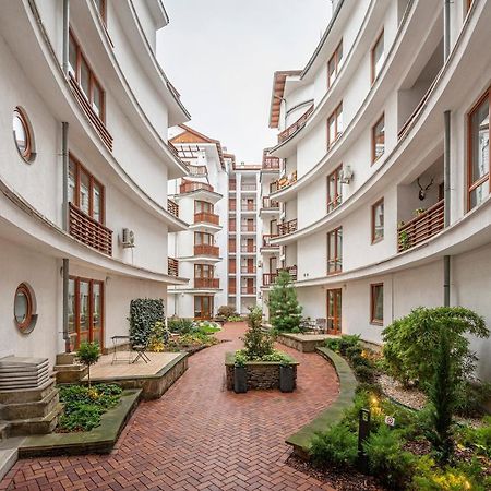 Modern Apartment With Garage Budapeste Exterior foto
