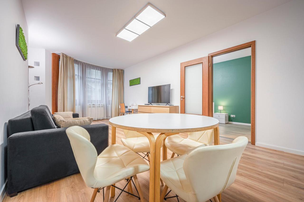 Modern Apartment With Garage Budapeste Exterior foto