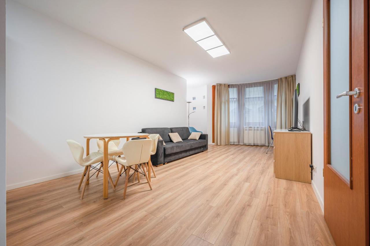 Modern Apartment With Garage Budapeste Exterior foto